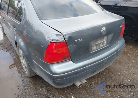 2003 Volkswagen Jetta Gli z USA, uszkodzony, nr VIN 3VWVH69M73M150693